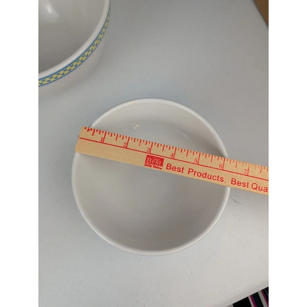 Nesting MIXING BOWLS Large is 11x6
